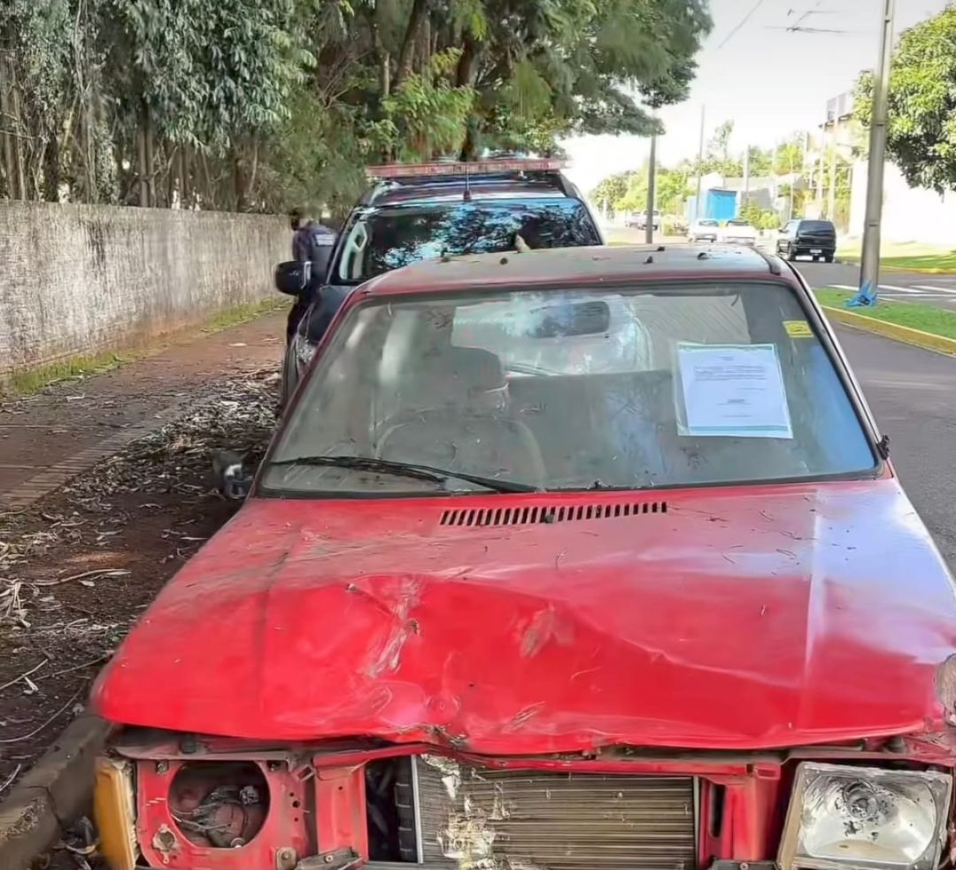 Veículos abandonados podem gerar multa, remoção e leilão em Toledo
