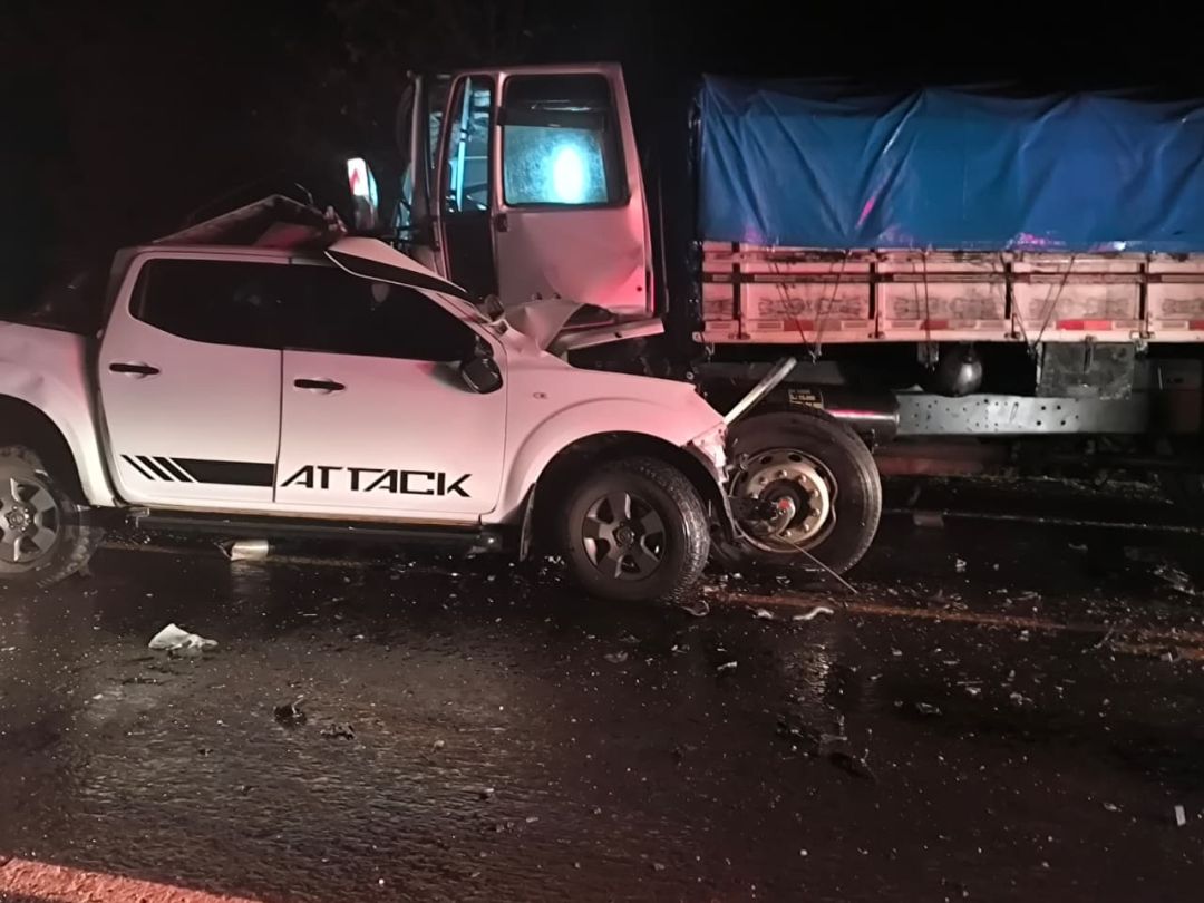 Homem morre preso às ferragens em forte colisão na BR-277 em Guaraniaçu