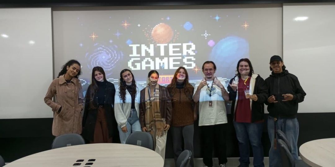 Alunos de Publicidade e Propaganda da FAG Toledo apresentam resultados de salas de ativação do Intercom Sul 2026