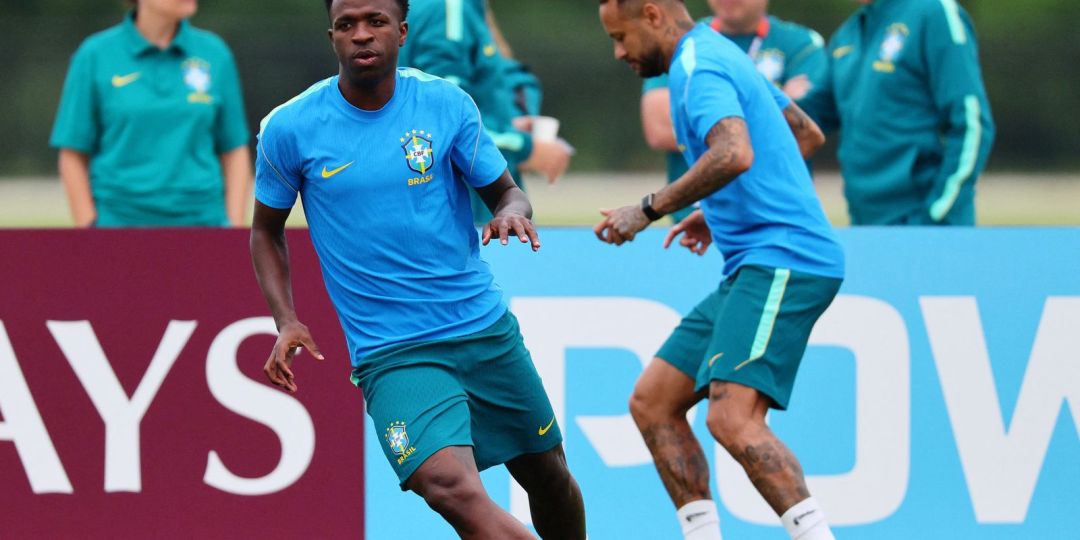 Com dúvida na direita, Brasil encerra preparação para encarar a Escócia