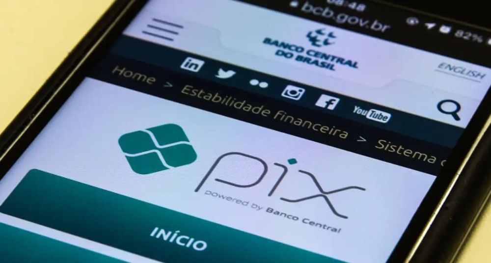 Pix por aproximação passará a mostrar saldo antes do pagamento