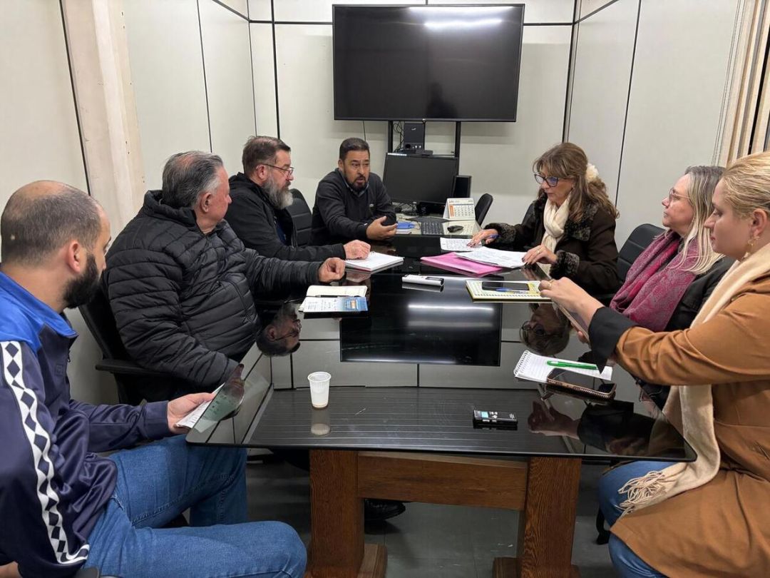 Encontro debate participação de Toledo no Prêmio Gestor Público do Paraná