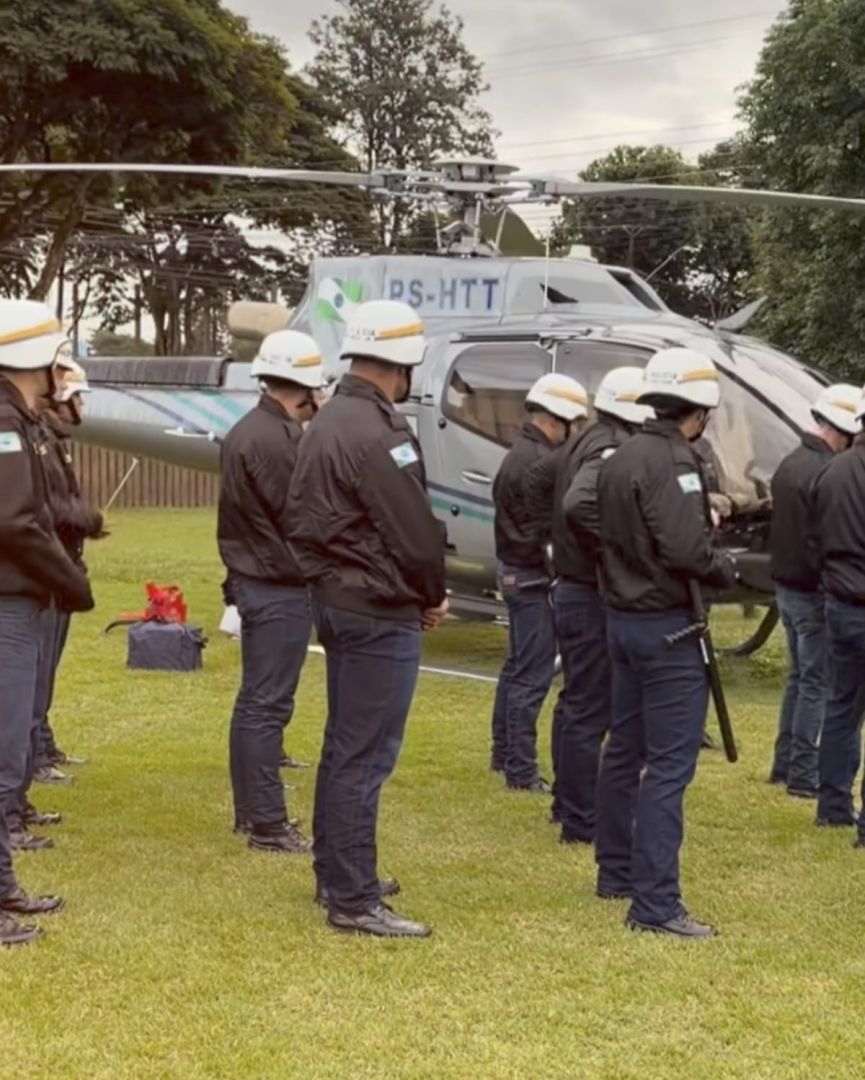 Curso de Formação de Praças do 19º BPM de Toledo recebe instrução sobre policiamento aéreo