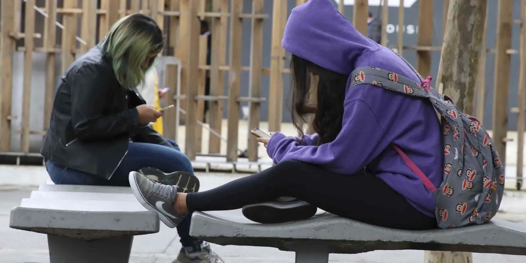 Austrália endurece proibição do uso de redes sociais por menores
