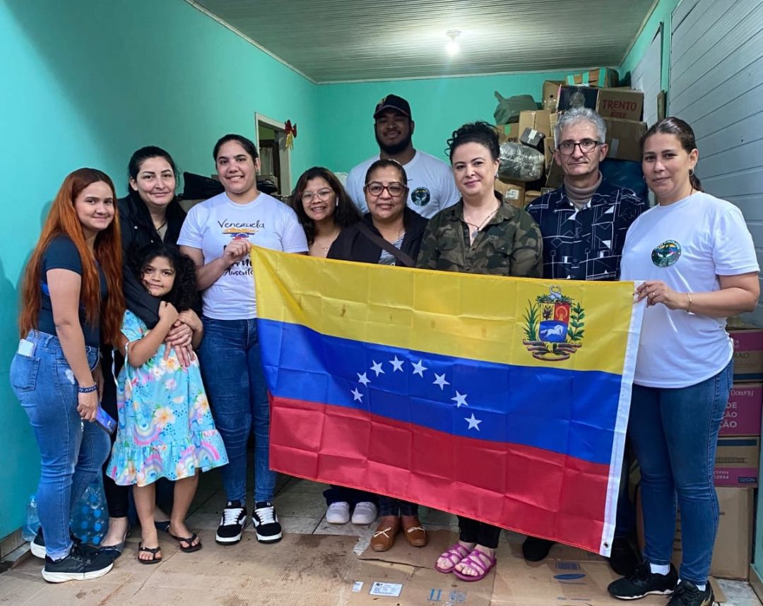 Embaixada Solidária envia primeira van de Toledo com doações às vítimas do terremoto na Venezuela
