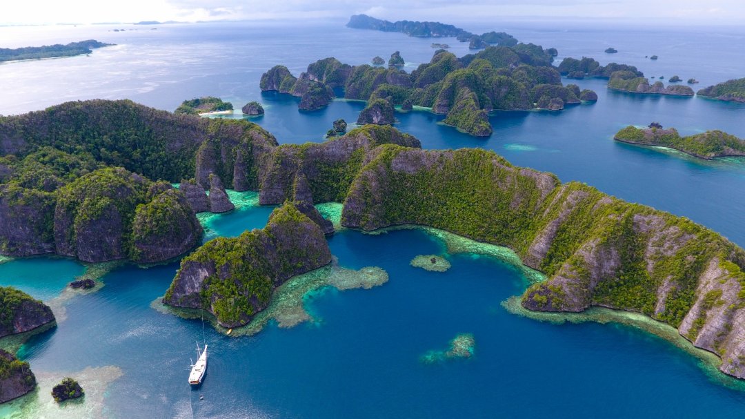 Raja Ampat Liveaboards: Explorando a Biodiversidade Marinha Mais Rica do Mundo