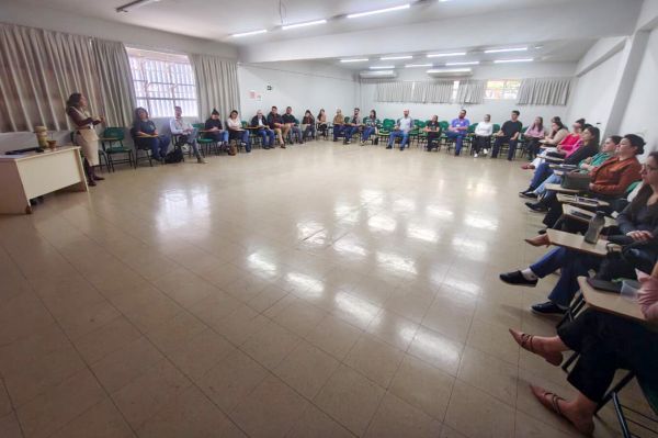 Curso sobre práticas no atendimento no serviço público conclui mais uma turma