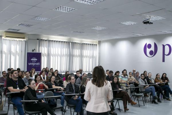Secretaria da Mulher atua em mais uma etapa do projeto Prati Respeitar