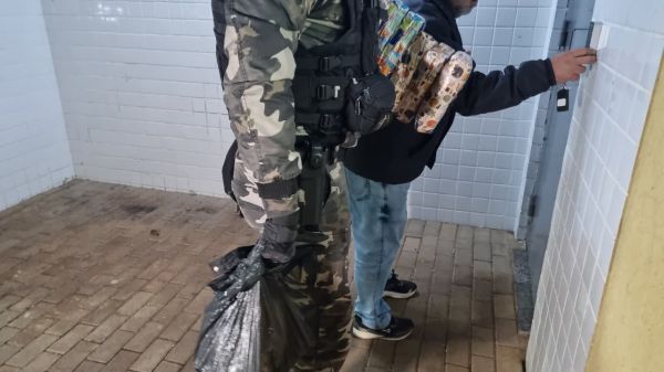 Polícia apreende quase 7 kg de haxixe marroquino avaliado em mais de R$ 400 mil em Cascavel