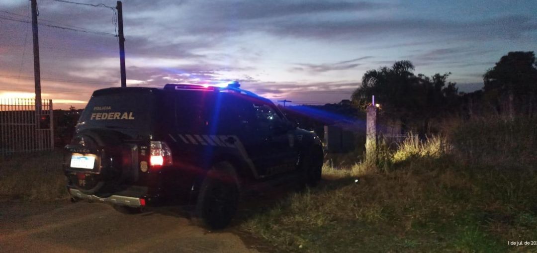 PF mira organização suspeita de contrabando de cigarros e lavagem de dinheiro no Paraná