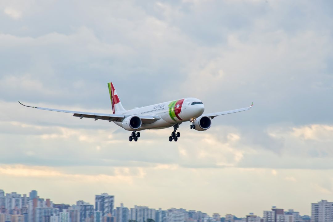 Paraná passa a ter voo direto com a Europa