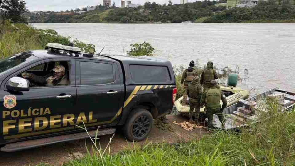 Mais de 770 quilos de maconha são apreendidos em ação conjunta da PF e PM em Foz do Iguaçu