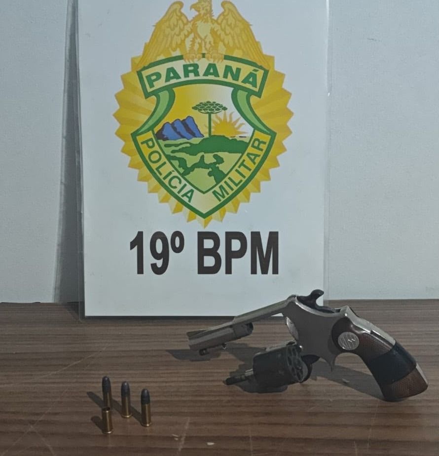 Após denúncia de violência doméstica, PM prende homem e apreende revólver irregular em Toledo