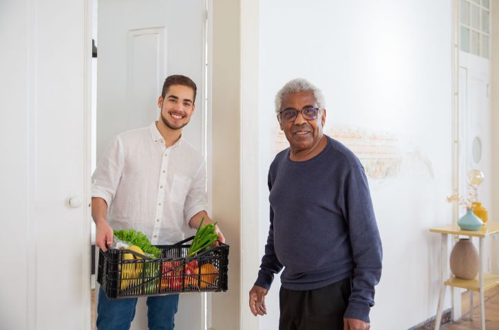 Por que moradores do interior estão usando o delivery de supermercado