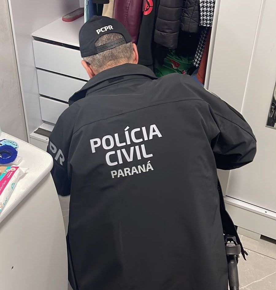 Operação em Toledo e Cascavel prende grupo que enviava drogas por transportadoras