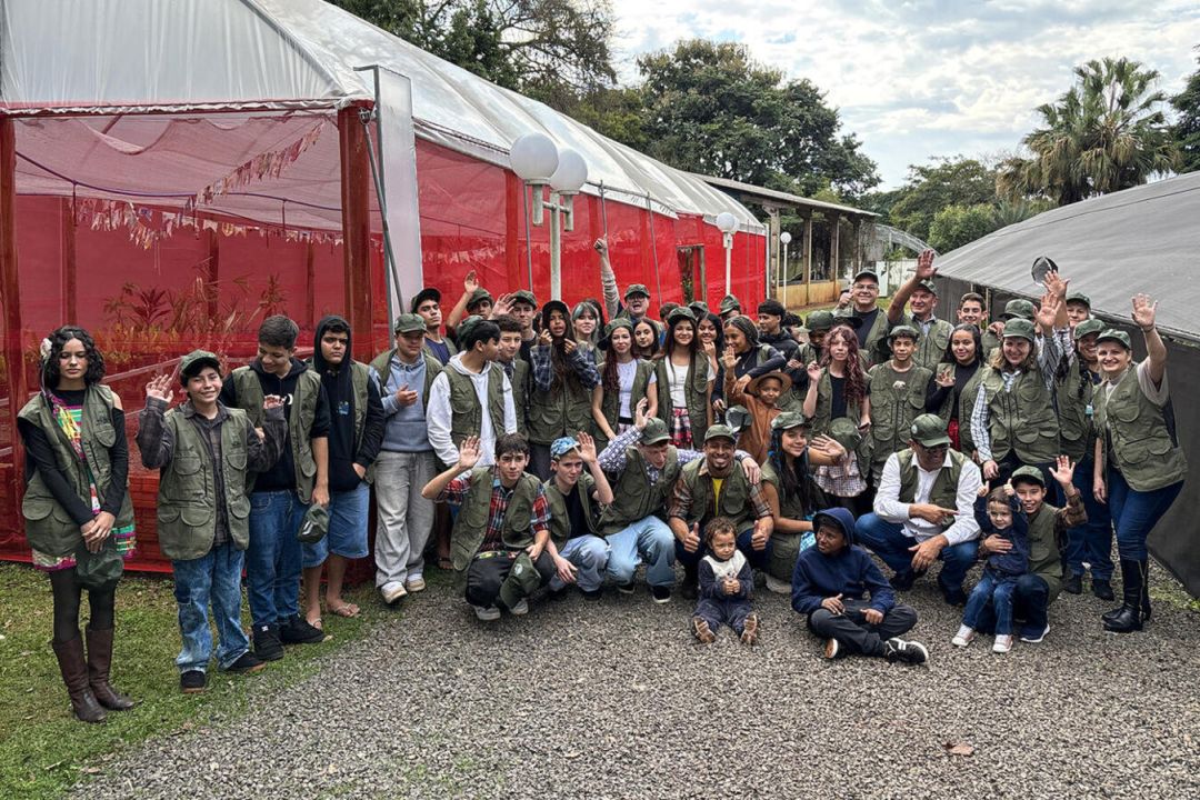 Festa julina do Florir Toledo é animada por entrega de estufas e uniformes