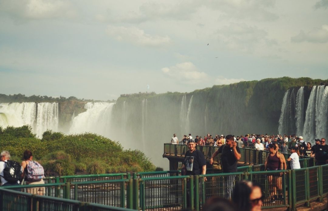 Parque Nacional do Iguaçu bate recorde histórico de visitação no primeiro semestre de 2026