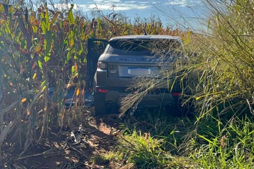 Corpo de homem desaparecido é encontrado em área rural no PR ao lado de carro de luxo