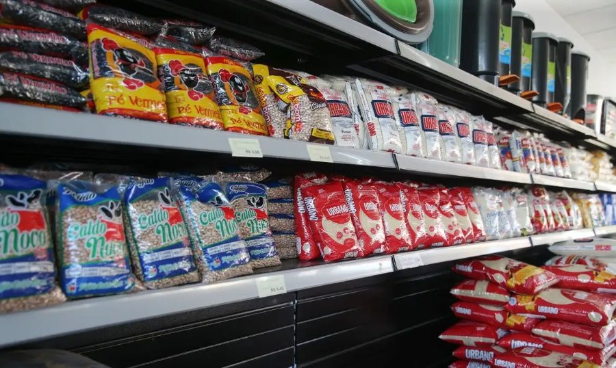 Cesta básica fica mais barata em Toledo em junho após três meses de alta