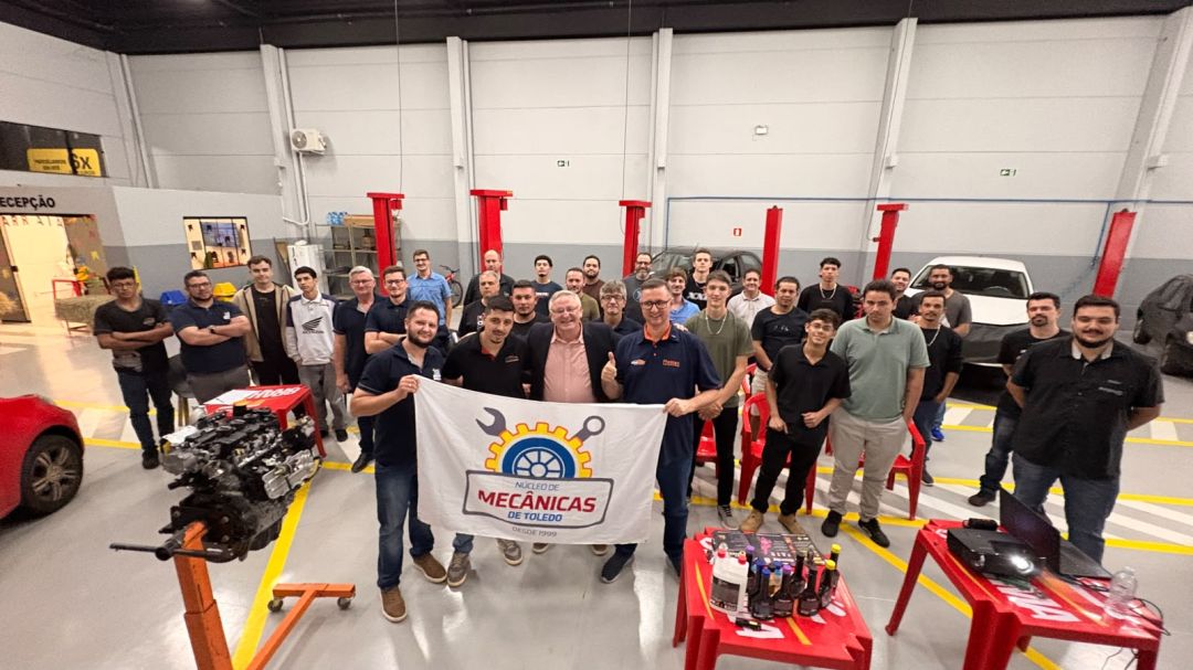 Núcleo de Mecânicas da ACIT promove capacitação técnica sobre tecnologias Multiair