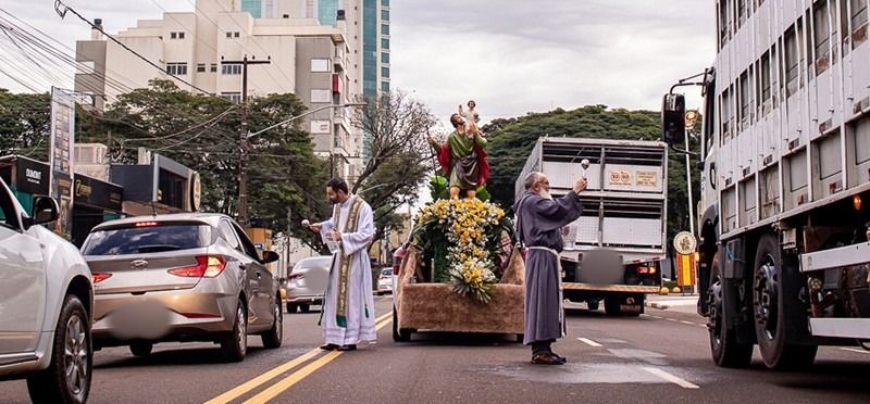 Festa de São Cristóvão e tradicional bênção dos veículos movimentam Toledo neste domingo