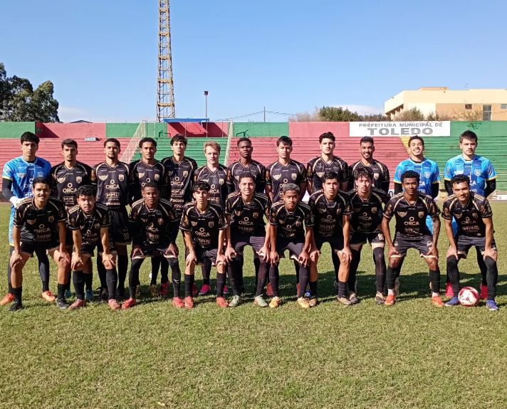 Oeste Brasil FC abre campanha na Terceira Divisão do Paranaense com duelo em casa contra o Sport Club
