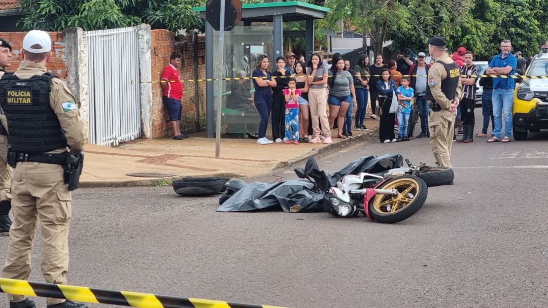 Homem morre ao ser baleado no meio de rua em Cascavel