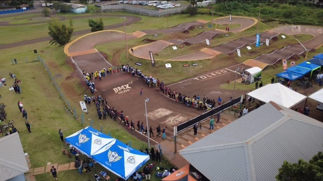 Campeonato Paranaense e Copa 25 Anos do Bicicross reúnem 244 pilotos em Toledo