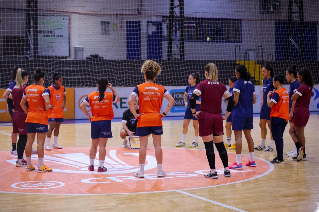 Líder, Stein Cascavel Futsal enfrenta a ADEF (DF) na última rodada classificatória da LFF
