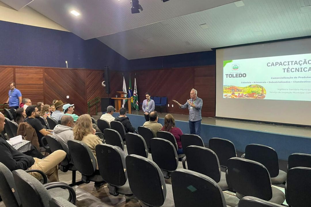 Semana do Agricultor tem capacitação e entrega de selo Queijo Artesanal em Toledo