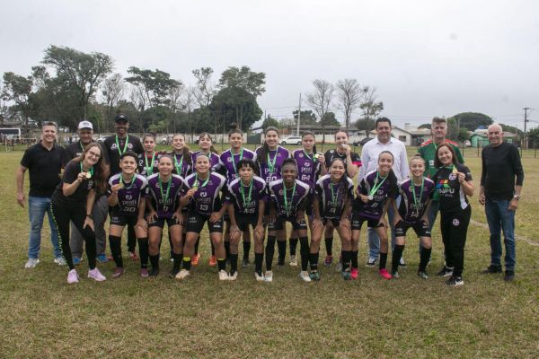 Categoria feminina do Bom de Bola é concluída com Cesaf campeão