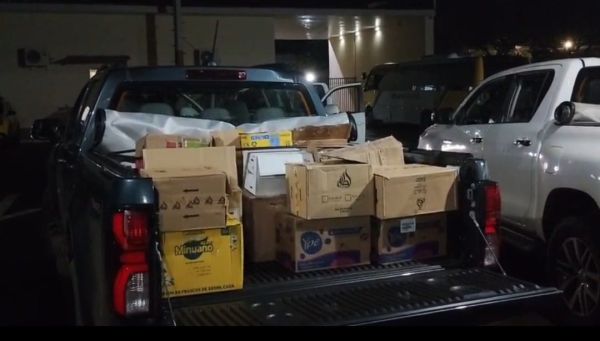 Rotam intercepta comboio de caminhonetes com perfumes contrabandeados, munições e remédios a caminho de Toledo