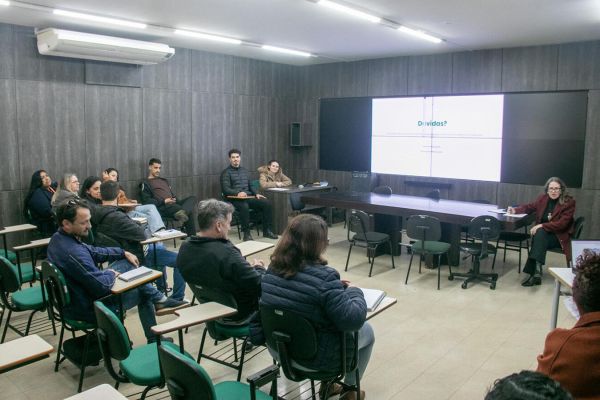 Smed apresenta estratégia intersetorial para o Recenseamento Escolar 2027 em Toledo
