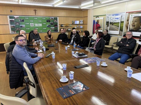 Prefeitura recebe Sebrae e Itaipu Parquetec para apresentar programa Catalisa Gov