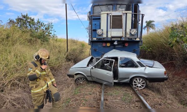 Motorista morre após carro ser atingido por trem no Paraná