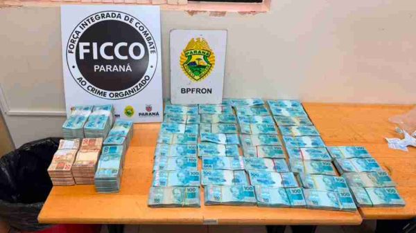 Polícia intercepta mais de R$ 750 mil em dinheiro vivo durante abordagem na fronteira