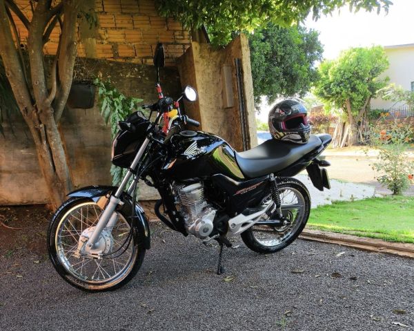 Trabalhador pede ajuda para encontrar motocicleta furtada no estacionamento da BRF em Toledo
