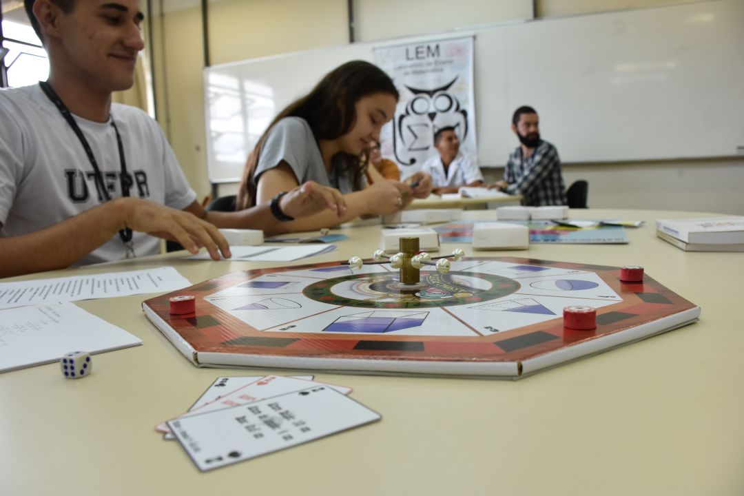 UTFPR Toledo abre inscrições para estudantes do Ensino Médio cursarem disciplinas da graduação