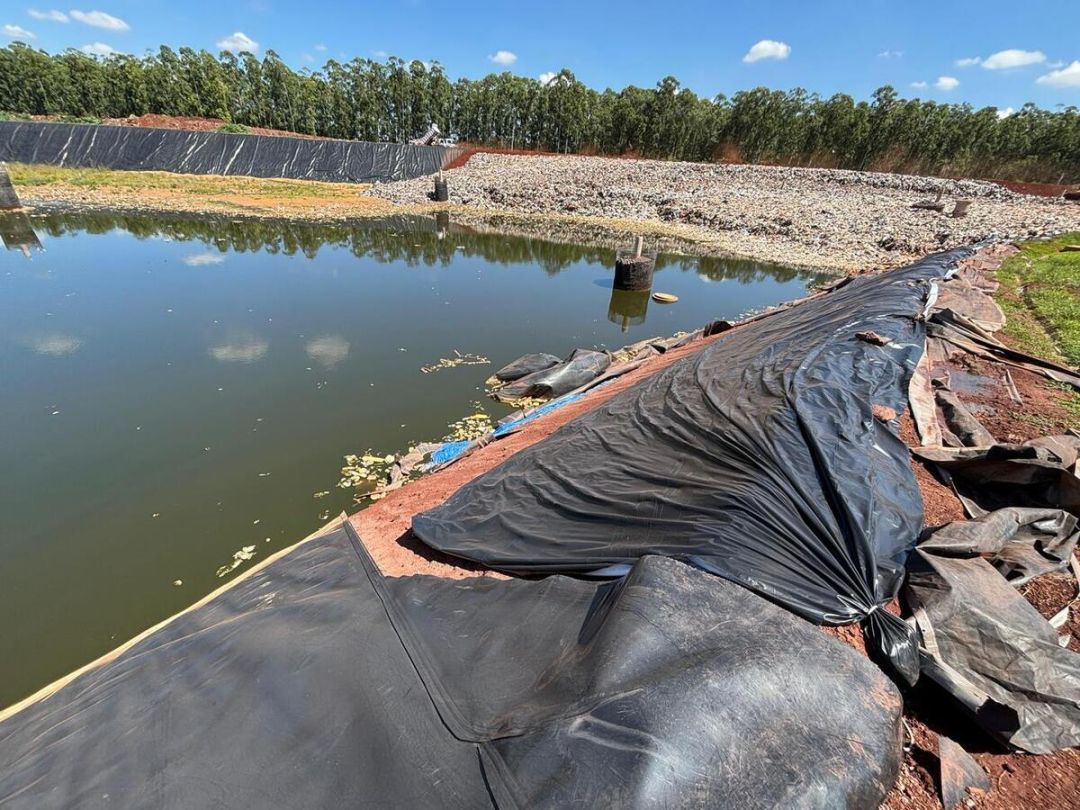 Prefeitura de Toledo prevê contratação emergencial de R$ 166,5 mil para impermeabilizar lagoa de chorume