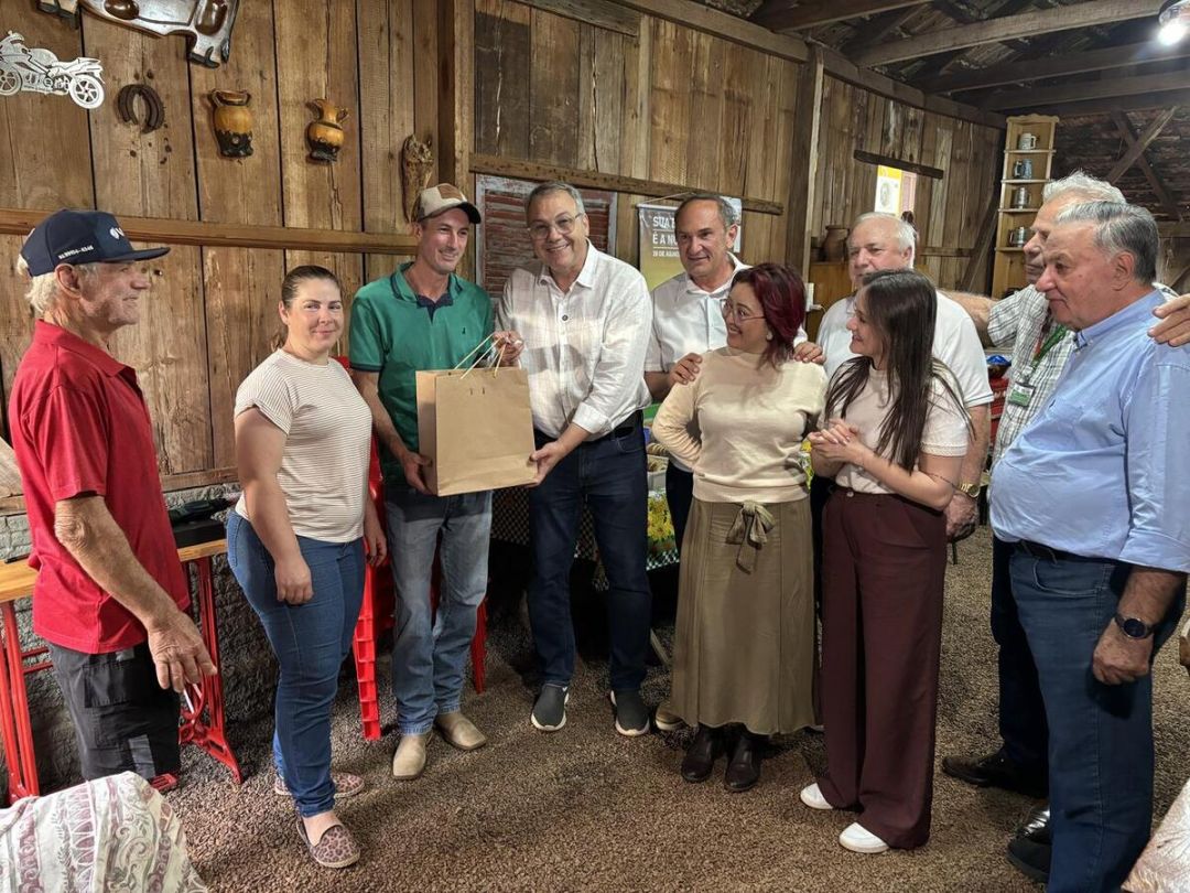 Café colonial marca encerramento da Semana do Agricultor