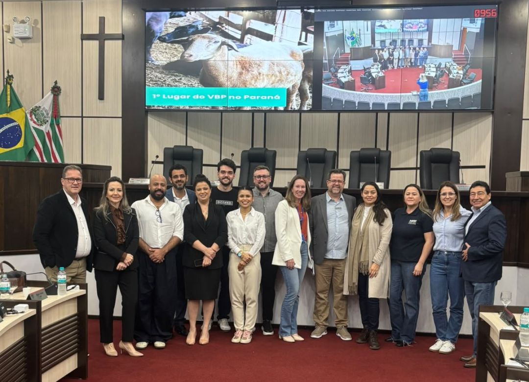 Câmara de Toledo recebe comitiva de Concórdia para troca de experiências sobre políticas para migrantes