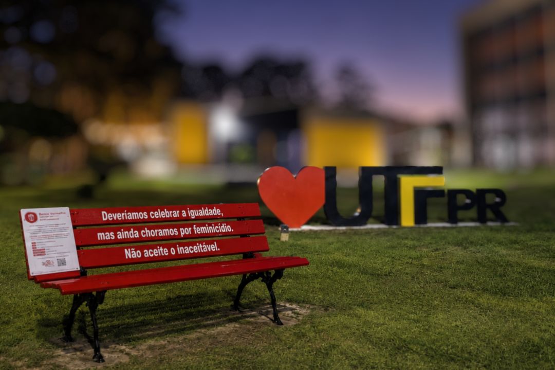 Banco Vermelho será instalado na UTFPR Toledo em ação contra a violência à mulher