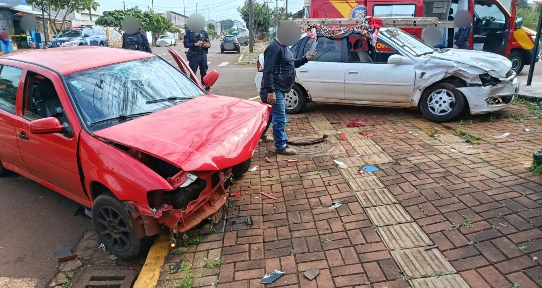 Acidente com motorista embriagado deixa dois feridos no Jardim Panorama II