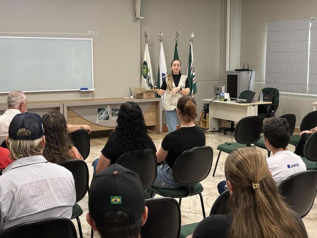 Curso Qualidade do Leite aborda higiene, controle e rentabilidade na produção