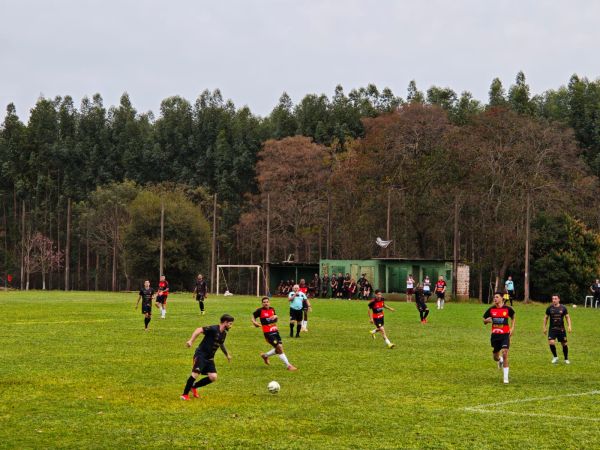 Terceira rodada do Campeonato Amador de Toledo tem média de três gols por jogo; confira os resultados